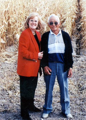 tad&mary 1.5col Mary Previte and Tad Nagaki at their first meeting.