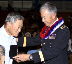 7-Medal077_KOA120616